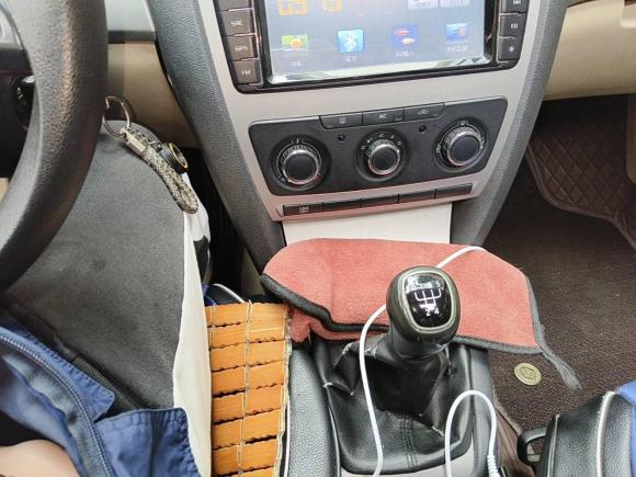 [成都·川A] 二手斯柯达明锐2015款 经典款 1.6L 手动逸杰版