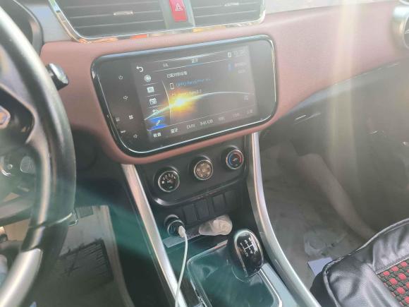 [义乌·浙G] 二手北汽幻速北汽幻速S32016款 S3L 1.5L 手动尊享型