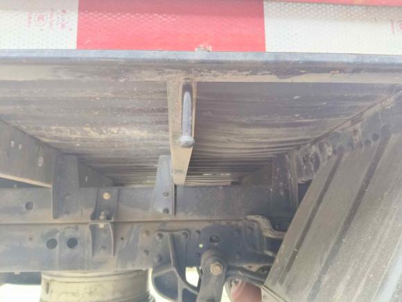 [成都·川G] 二手五十铃翼放2023款 EM7 2.5T 单排栏板