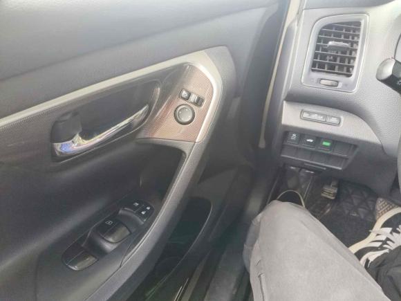 [武汉·鄂A] 二手日产天籁2013款 2.5L XL-NAVI豪华版