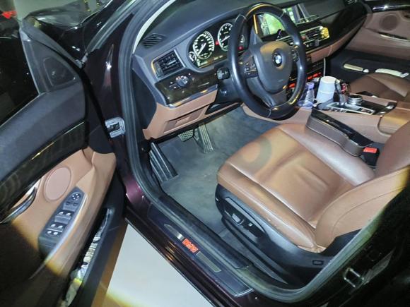 [深圳·粤B] 二手宝马宝马5系GT2014款 535i 领先型