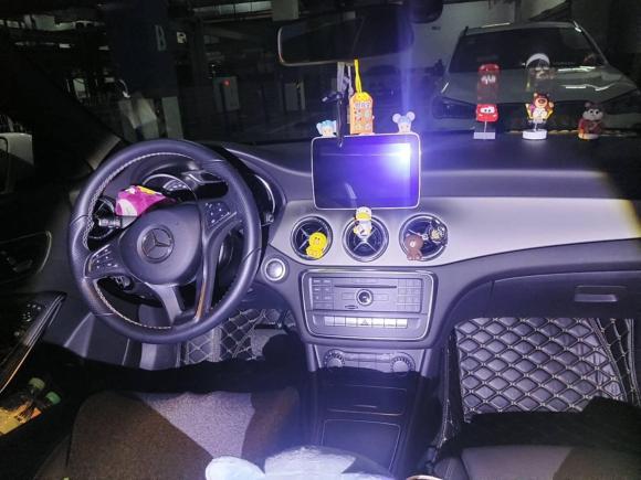 [南京·苏A] 二手奔驰奔驰CLA2017款 CLA 200 时尚型