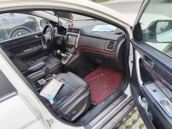 [嘉兴·浙F] 二手哈弗哈弗H62014款 运动版 1.5T 手动两驱精英型