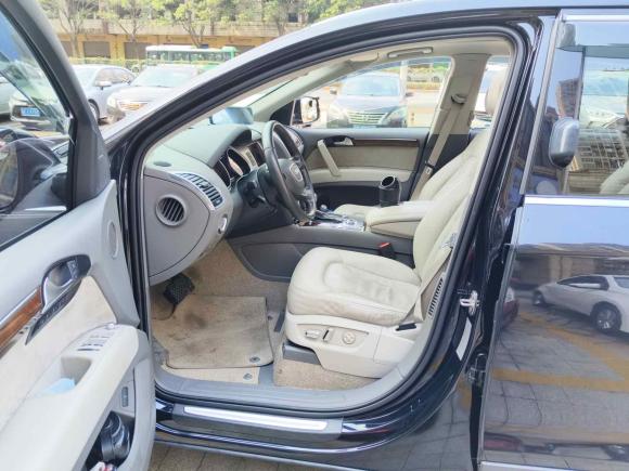 [佛山·粤R] 二手奥迪奥迪Q72012款 3.0 TFSI 进取型(200kW)