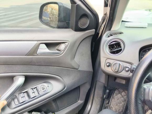 [青岛·鲁B] 二手福特蒙迪欧-致胜2011款 2.0L GTDi240豪华运动型