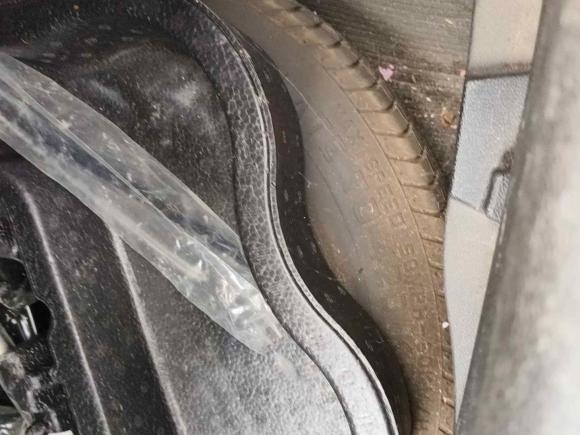 [南昌·赣A] 二手比亚迪速锐2015款 改款 1.5L 手动豪华型