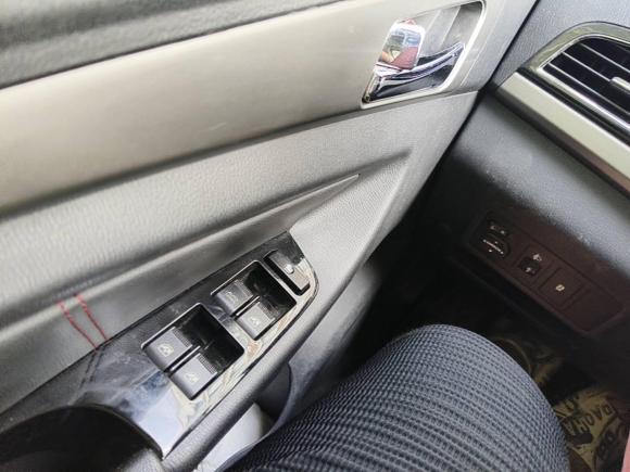 [无锡·鄂A] 二手长安凯程长安欧尚A6002016款 1.5L 手动豪华型7座