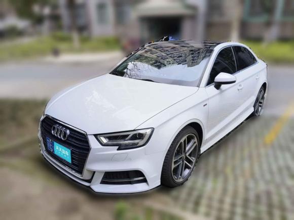 [苏州·苏E] 二手奥迪奥迪A32018款 30周年年型 Limousine 35 TFSI 运动型