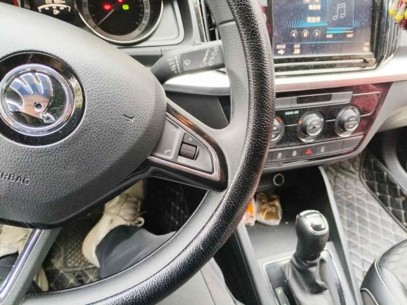 [杭州·浙A] 二手斯柯达柯米克2018款 1.5L 自动舒适版 国VI