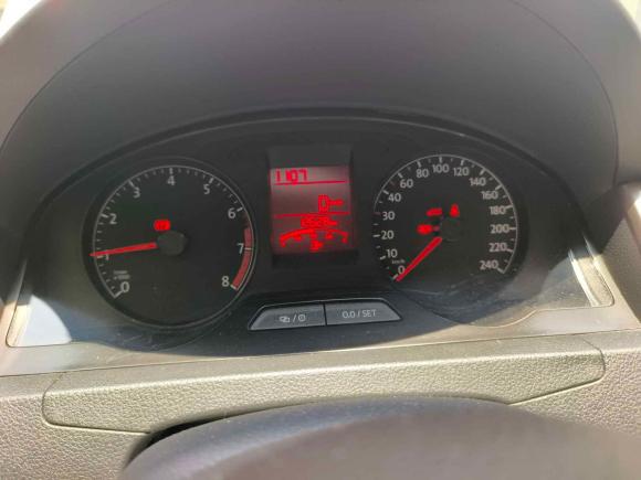 [上海·陕F] 二手大众桑塔纳2015款 1.6L 手动舒适版