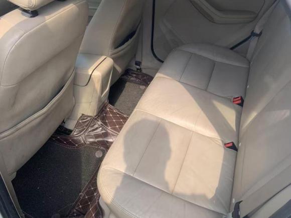 [常州·苏D] 二手福特福克斯2013款 两厢经典 1.8L 手动时尚型