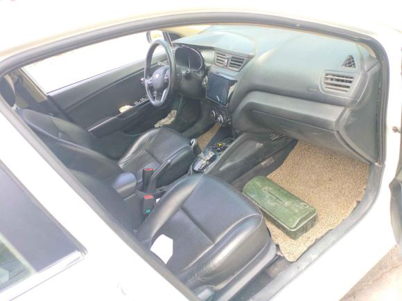 [上海·苏J] 二手起亚起亚K22012款 三厢 1.6L AT Premium纪念版