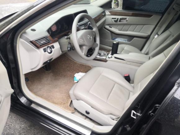 [上海·鲁D] 二手奔驰奔驰E级2011款 E 200 L CGI优雅型