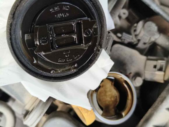 [深圳·粤E] 二手大众朗逸2015款 1.6L 自动风尚版