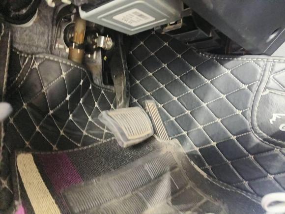 [义乌·浙G] 二手现代朗动2013款 1.6L 自动领先型