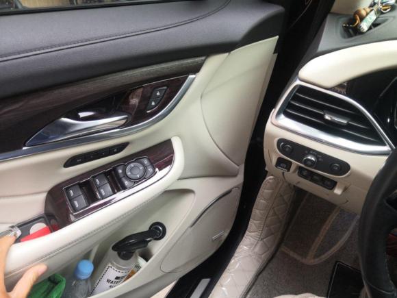 [上海·沪A] 二手别克昂科旗2020款 28T 四驱Avenir艾维亚