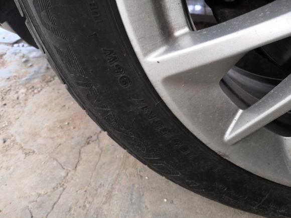 [南京·苏A] 二手宝马宝马2系多功能旅行车2018款 220i 领先型