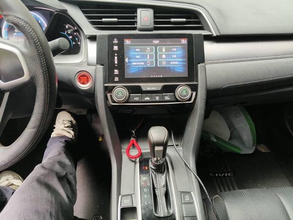 [无锡·苏M] 二手本田思域2016款 220TURBO CVT豪华版