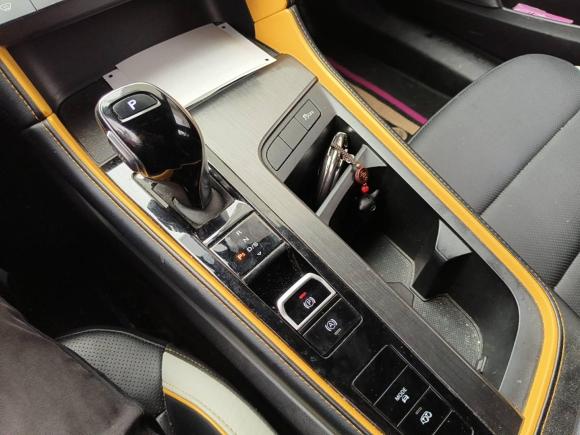 [上海·沪C] 二手名爵MG62021款 Pro 1.5T 自动Trophy豪华版