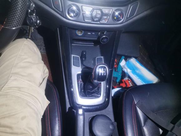 [杭州·浙A] 二手奇瑞瑞虎52016款 2.0L 手动家悦版