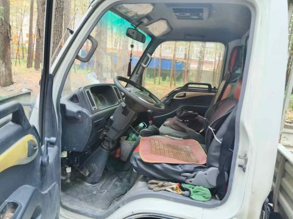 [武汉·鄂A] 二手江汽集团凌铃2014款 1.8T长轴版载重型双排4A1-68C43