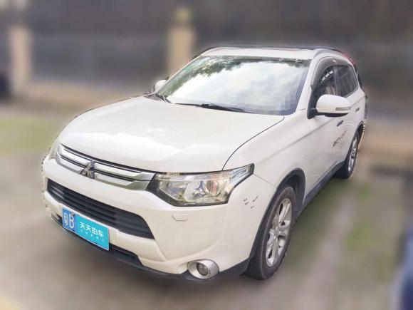 [深圳·粤B] 二手三菱欧蓝德2014款 2.4L 四驱豪华超值版 5座