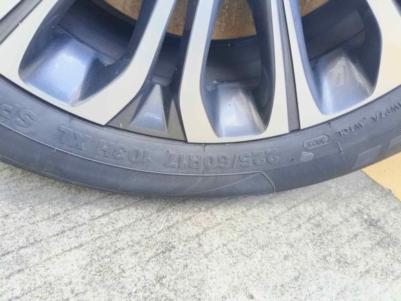 [深圳·粤B] 二手别克别克GL82022款 陆上公务舱 652T 豪华型