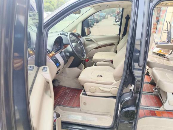 [武汉·鄂A] 二手奔驰唯雅诺2010款 2.5L 豪华版