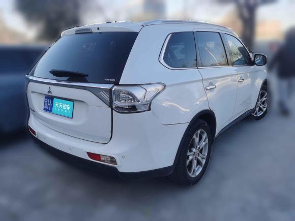 [北京·京H] 二手三菱欧蓝德2014款 2.4L 四驱豪华超值版 7座