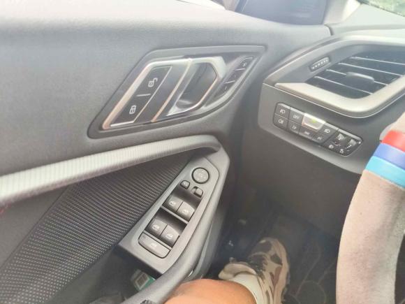 [无锡·苏B] 二手宝马宝马2系2021款 225i 四门轿跑车 M运动套装