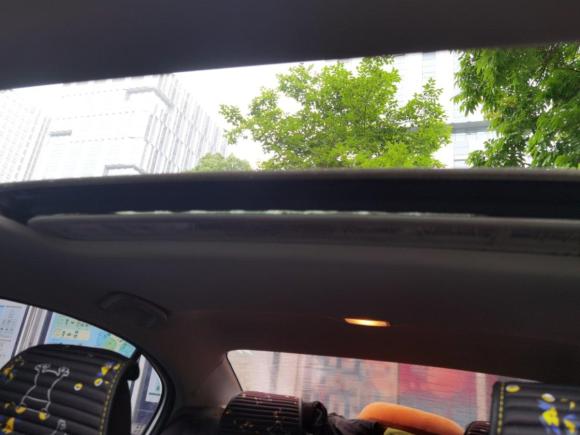 [杭州·浙A] 二手荣威荣威3502015款 1.5L 自动豪华天窗版