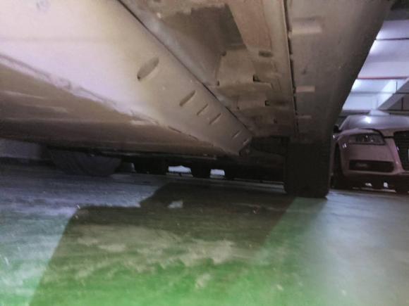 [深圳·粤B] 二手荣威荣威RX5新能源2017款 ERX5 EV400 电动互联网至尊版