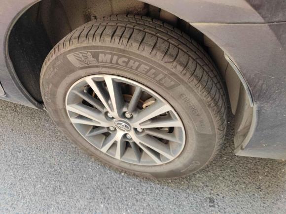 [广州·粤A] 二手丰田雷凌2016款 双擎 1.8H GS E-CVT精英天窗版