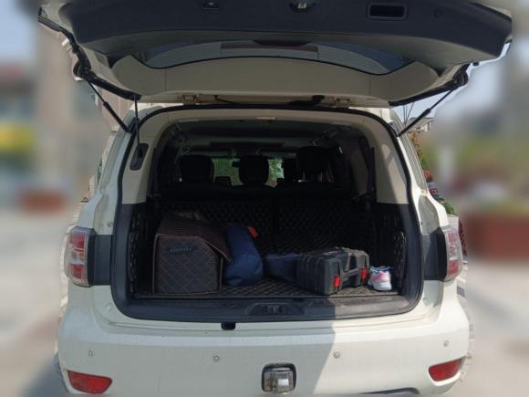 [南京·苏L] 二手日产途乐2017款 5.6L 标准型