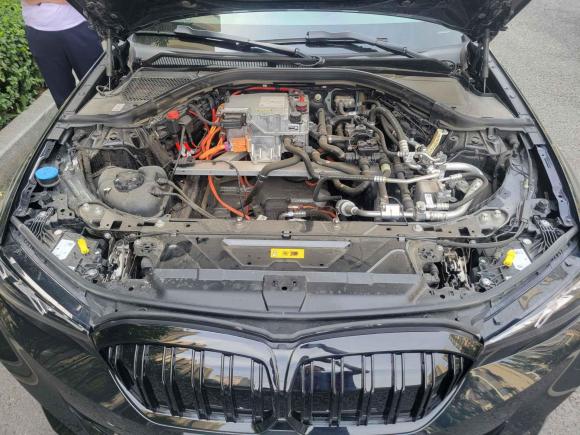 [济南·鲁A] 二手宝马宝马i32022款 eDrive 35 L