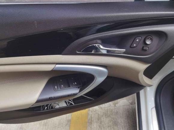 [深圳·粤S] 二手别克君威2015款 2.0L 领先时尚型