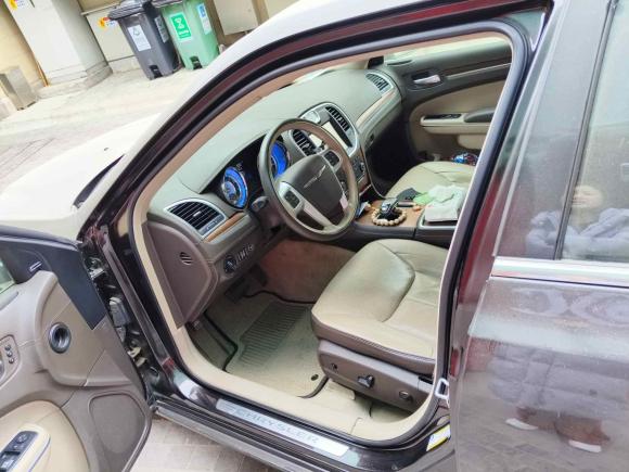 [北京·京N] 二手克莱斯勒克莱斯勒300C2013款 3.6L 尊享版