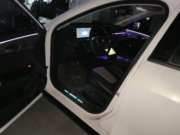 [杭州·浙A] 二手奔腾奔腾E012020款 量子波型