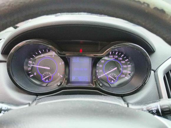 [上海·沪A] 二手江铃驭胜S3502013款 2.4T 自动两驱柴油豪华版5座