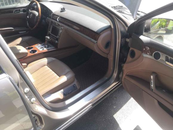 [深圳·粤B] 二手大众辉腾2012款 3.0L 行政型