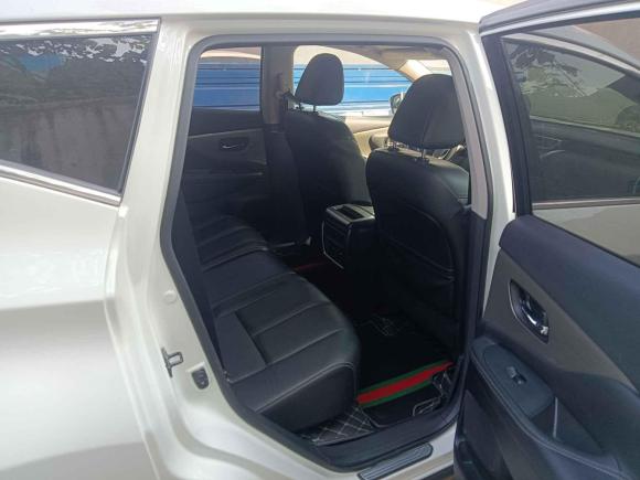 [苏州·苏U] 二手日产楼兰2017款 2.5L XL 两驱智尚版