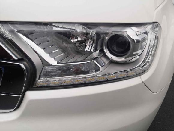 [成都·川A] 二手福特撼路者2017款 2.0T 汽油自动四驱豪华版 5座