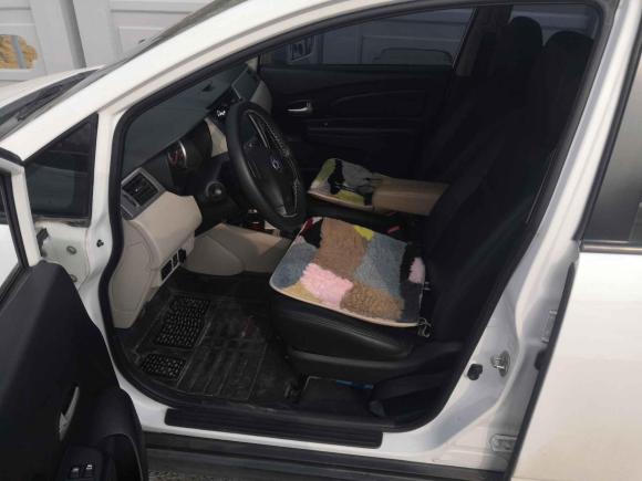 [上海·沪D] 二手启辰启辰R502015款 1.6L 自动时尚版