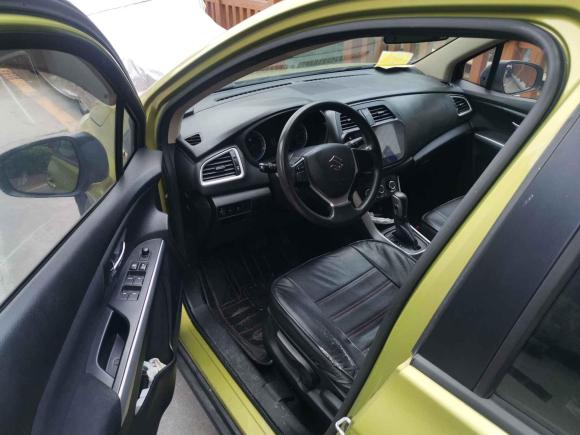 [佛山·粤Y] 二手铃木锋驭2014款 1.6L CVT两驱进取型