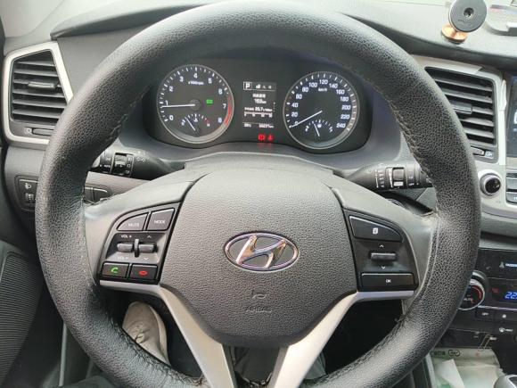 [广州·粤F] 二手现代途胜2015款 1.6T 双离合两驱智能型