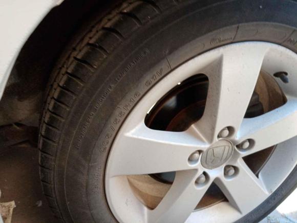 [青岛·鲁B] 二手思铭思铭2012款 1.8L 自动