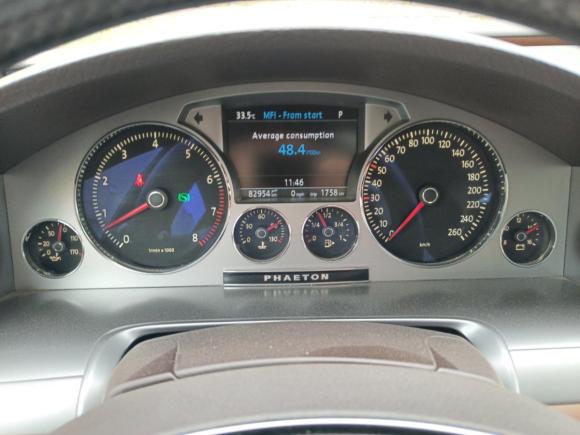 [无锡·苏B] 二手大众辉腾2012款 3.0L 商务型