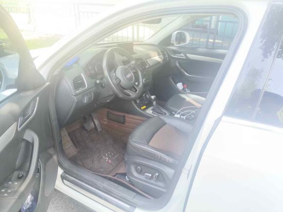 [深圳·粤T] 二手奥迪奥迪Q32018款 30周年年型 35 TFSI 时尚型