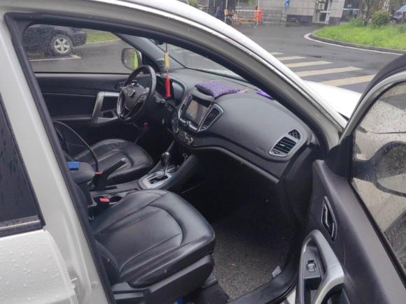 [杭州·浙A] 二手奇瑞瑞虎52016款 2.0L CVT家悦版