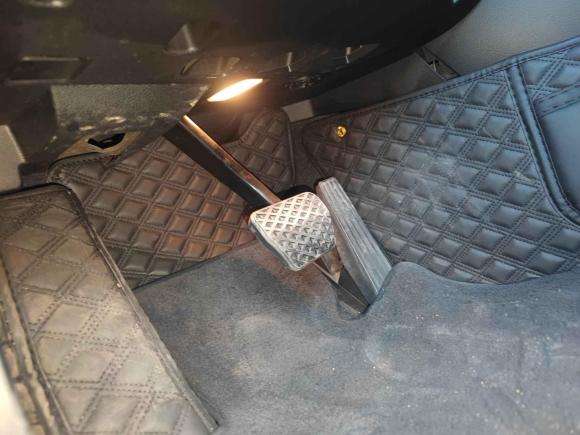 [义乌·黑M] 二手宝马宝马X12014款 sDrive18i 领先型